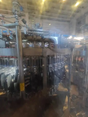 Used Bottling Isobaric Filling Monoblock Filling System - 2004, 8,000 BPH