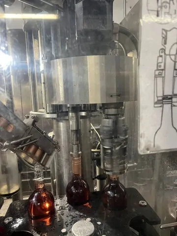 Used Bottling Gravity Filling Monoblock GAI ST 32 S - 2007, 2,500 BPH