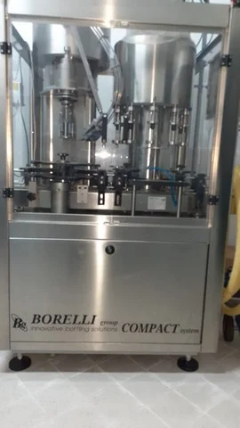Used Bottling Low Vacuum Filling Monoblock Borelli VV 10 MA - 2005, 1,000 BPH