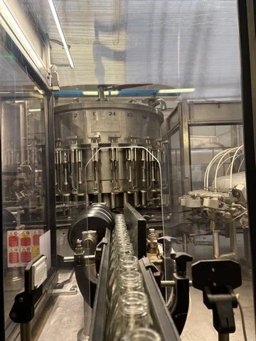 Used Bottling Volumetric Filling Monoblock VIR MAURI CORNER 24/24/6 S.V - 1997, 6,000 BPH