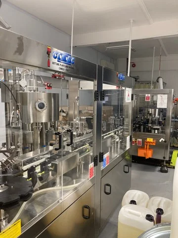 Used Bottling Self-Adhesive Filling Monoblock CIMEC Mold 9/8/1 va - 2013, 3,000 BPH