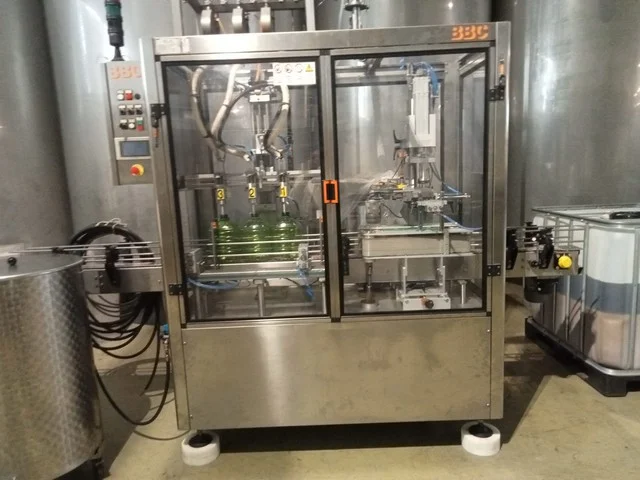 Used Bottling Volumetric Filling Monoblock LFCM – 316 – 3MAS – S- S - PP - 2010, 1,100 BPH