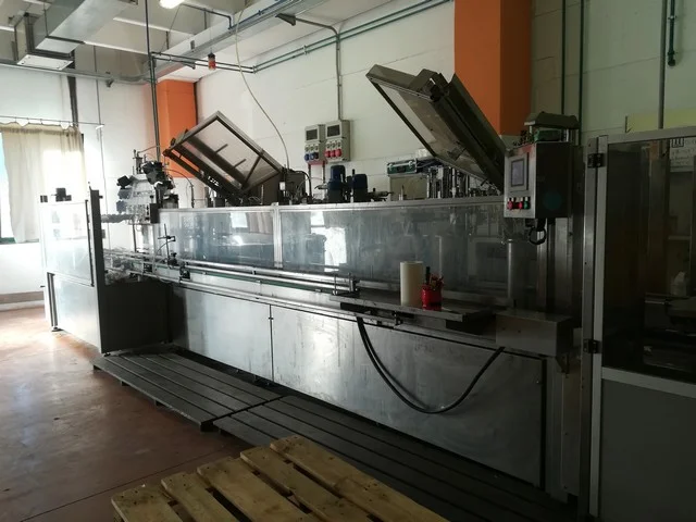 Used Bottling Self-Adhesive Filling Monoblock Polaris 1500 - 2005, 1,500 BPH