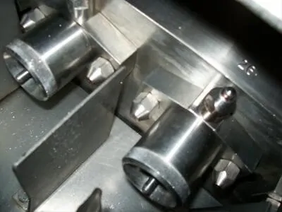 Used Bottling Isobaric Filling Monoblock Bertolaso - 1987, 25,000 BPH