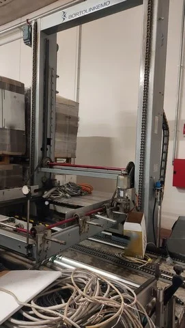 Used Bottling Palletizer Bortolin Kemo PAC 2000 - 2006, 120 L/H