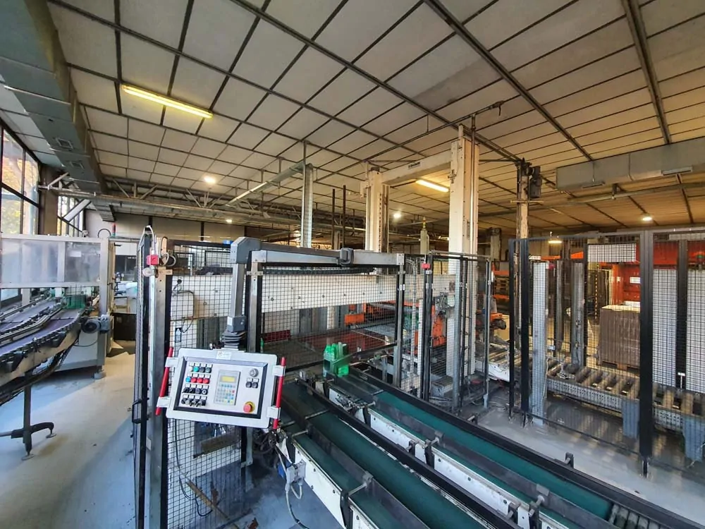 Used Bottling Palletizer Zecchetti - 1999, 28,000 BPH