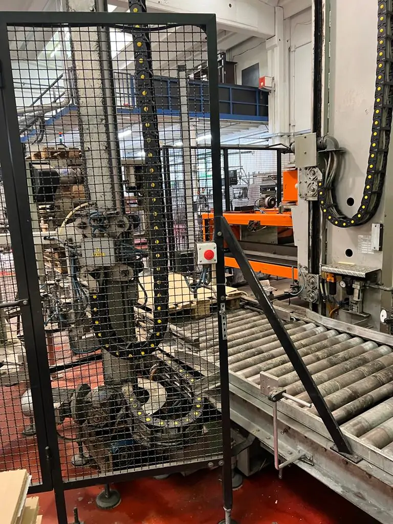 Used Bottling Palletizer Berchi - 1991, 15,000 BPH