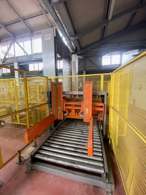 Used Bottling Palletizer TMG sirio 2s1 - 2003, 5,000 BPH