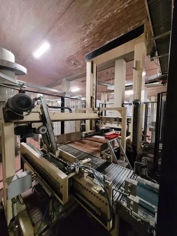 Used Bottling Palletizer Ocme perseus/l/v - 2001, 40 BPH