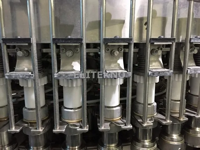 Used Bottling Filler Bertolaso - 1998, 8,000 BPH