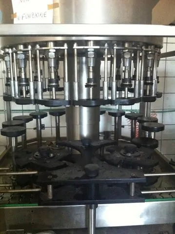 Used Bottling Filler Rcm - 1998, 2,000 BPH