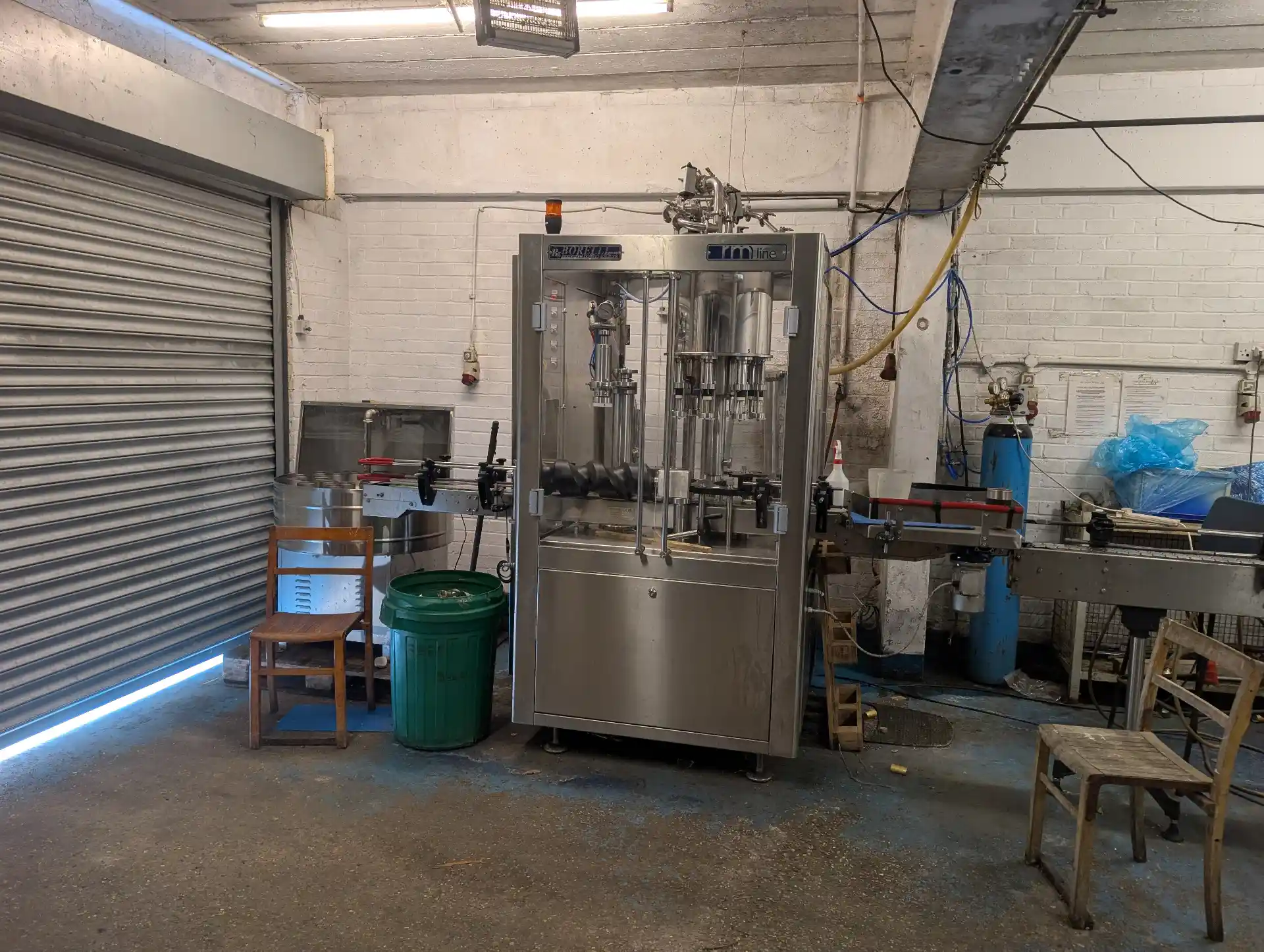 Used Bottling Gravity Filler Borelli RM 8 - 2023, 1,100 BPH