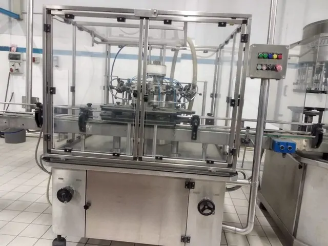 Used Bottling Rinser Vir Mauri - 1990, 2,500 BPH