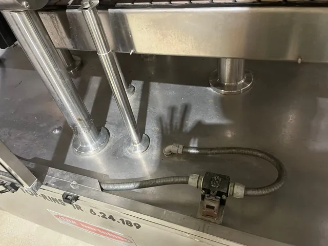 Used Bottling Rinser S.B.R top-rins 1r-6-26-189 - 1995, 7,000 BPH