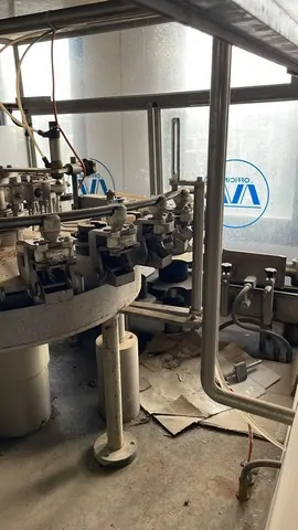 Used Bottling Rinser Ave r.a | 24 - 1992, 6,000 BPH