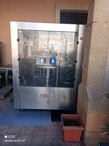 Used Bottling Rinser Bertolaso - 1999, 6,000 BPH