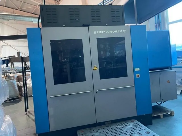Used Bottling Blow Molding Machine Krupp Corpoplast Blomax 4 - 2000, 4,500 BPH