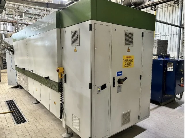 Used Bottling Blow Molding Machine Krones Contiform S18 - 2004, 28,000 BPH