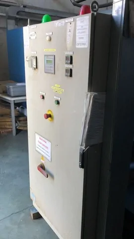 Used Bottling Compressor SIAD ws2 190 m. - 2004, 40 BPH