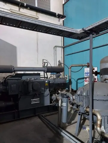 Used Bottling Compressor Atlas Copco ZR 250 - 2004, 40 BPH