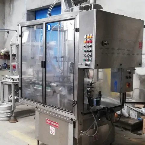 Used Bottling Screw Cap Capper Bertolaso SIGMA 603 - 1996, 5,000 BPH