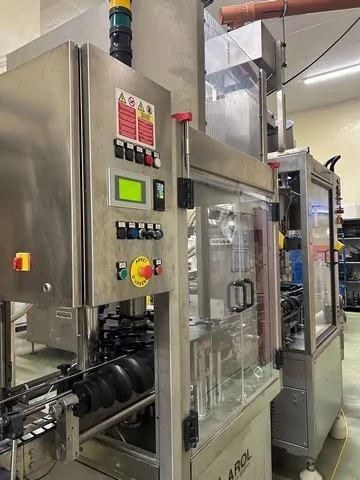 Used Bottling Natural Straight Cork Capper Arol Saturno R - 2006, 9,000 BPH